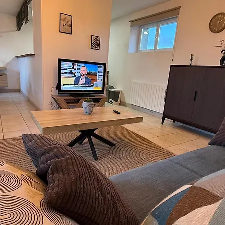 Trois Pieces Vue Campagne A Lägenhet *